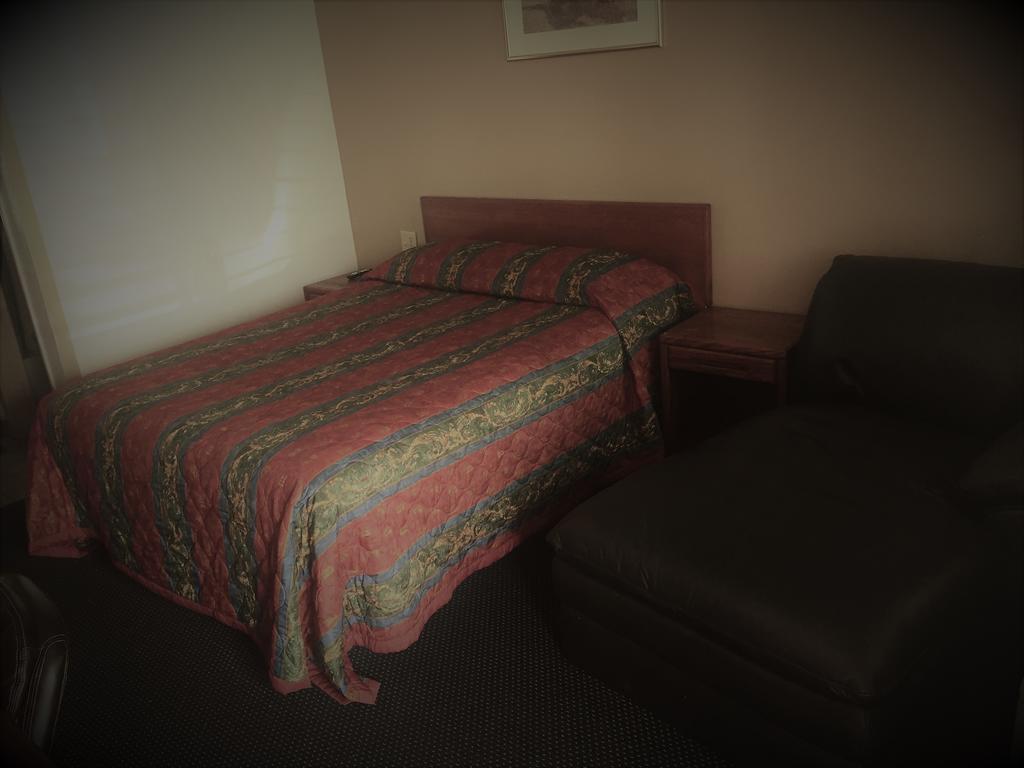 Budget Inn Riverside Exterior foto